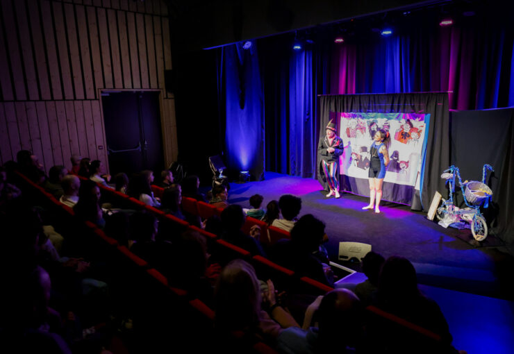 spectacle-le-voyage-de-charlie-le-bacchus-julien-mignot-24472-1600px-30726